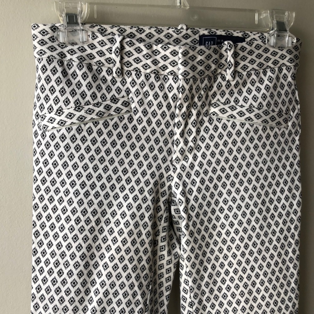 Gap Patterned Pants - Picture 2 of 9